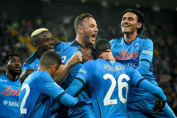 Nhận định Napoli vs Legia Warszawa: Chiến thắng nhọc nhằn