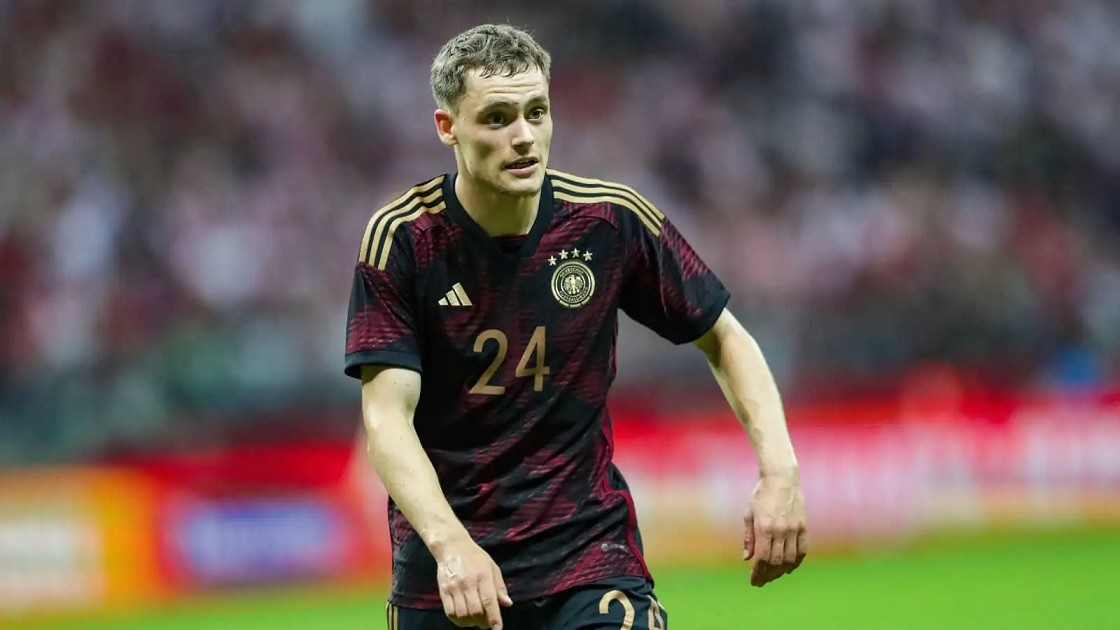 Chuyển nhượng cầu thủ Ngoại hạng Anh