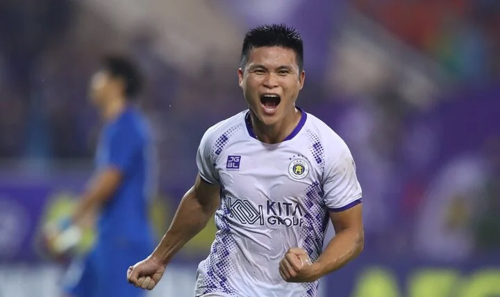 Phạm Tuấn Hải sáng cơ hội giành Quả bóng vàng Việt Nam