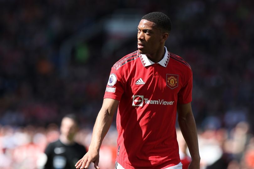 Chuyển nhượng cầu thủ ngày 10/4