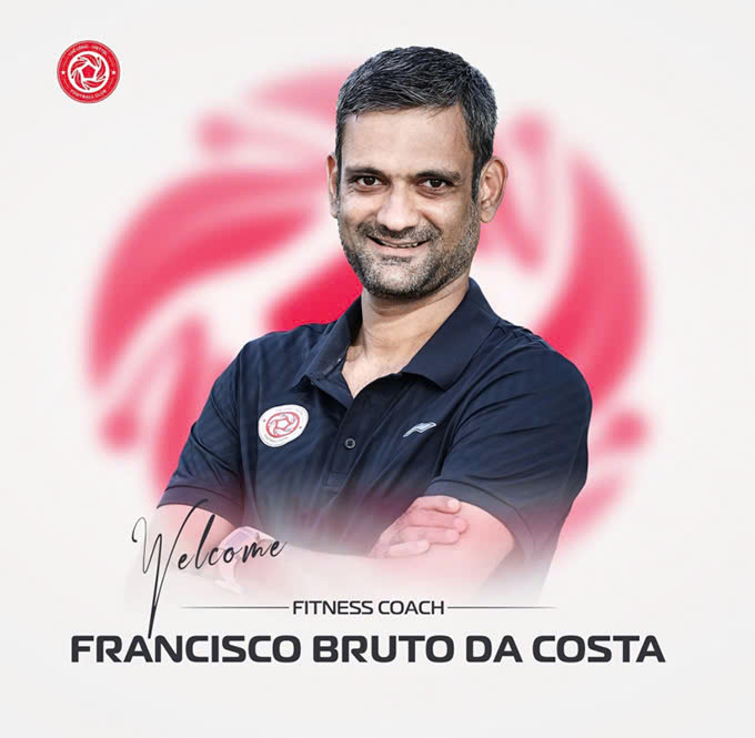 Đại gia V-League chiêu mộ HLV từng làm việc với ngôi sao số 1 Liverpool