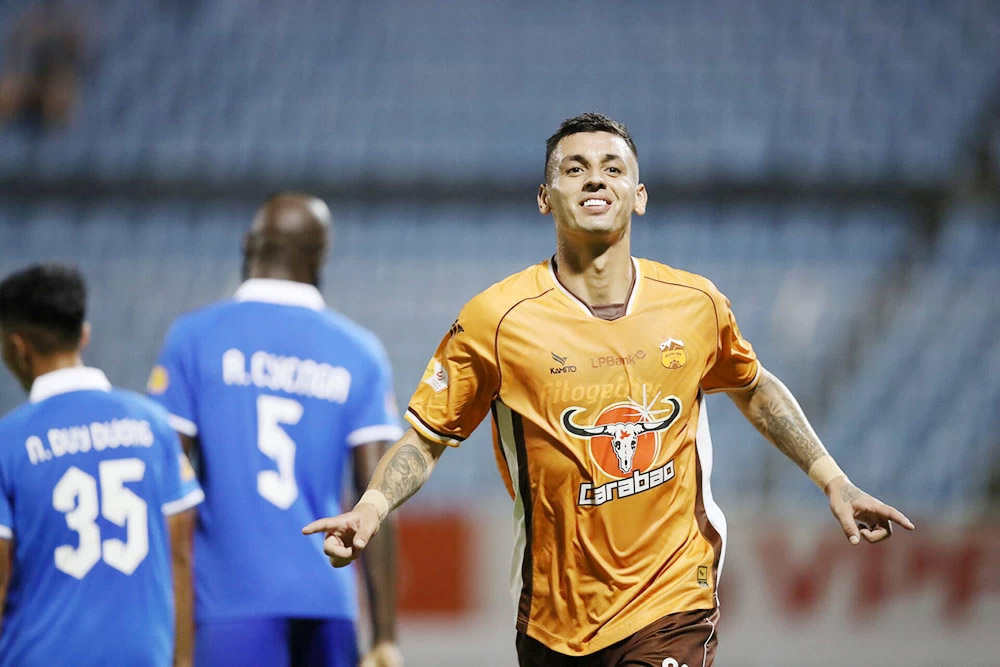 Cầu thủ Brasil tràn ngập V.League