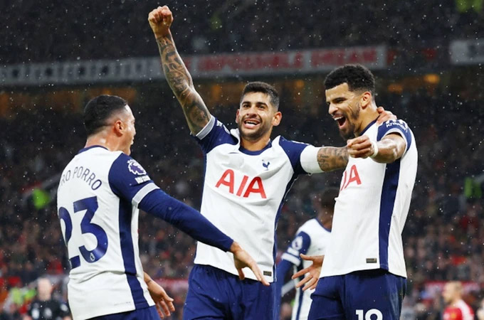 Tottenham đánh bại Man.United 4-3 vào bán kết Cúp Liên đoàn