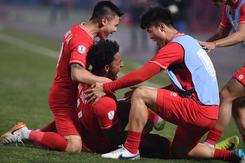 Vận son của HLV Kim Sang-sik