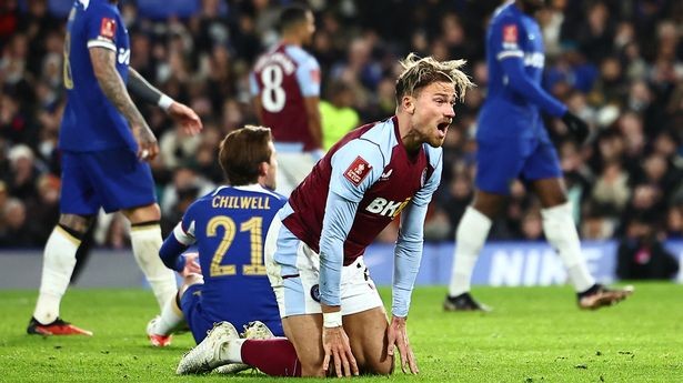 Chelsea và Aston Villa hòa nhau trong trận cầu không bàn thắng