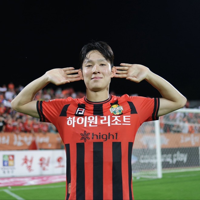 Tottenham săn thần đồng Hàn Quốc được ví như Son Heung-min mới