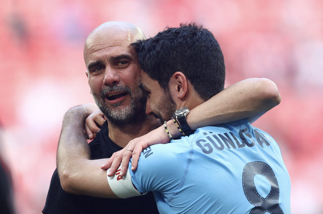 Ilkay Gundogan bất ngờ rời Barcelona, trở lại với Pep Guardiola