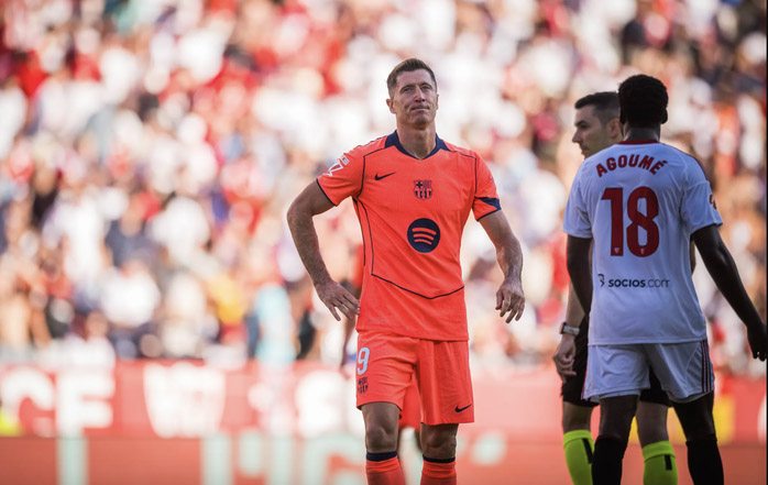 Barcelona thua tan tác ở Sevilla, La Liga đổi ngôi đầu ngoạn mục