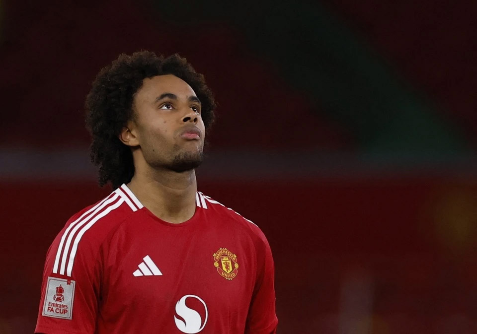 MU lại tiếp tục cắt giảm