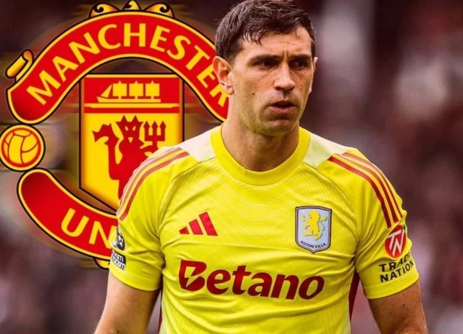 Emiliano Martinez bất ngờ sáng cửa gia nhập MU