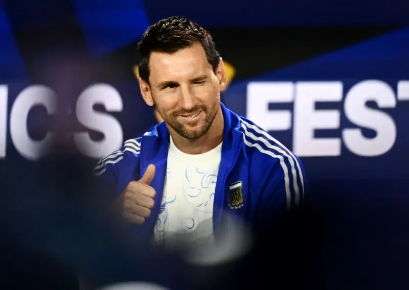 Messi sáng cửa giành Quả bóng Vàng thứ 9
