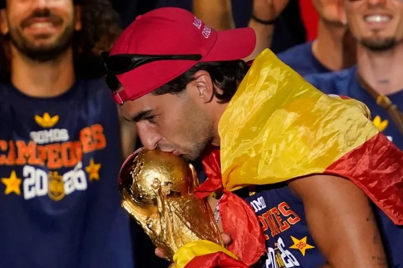 Người hùng World Cup 2026 thành 'hàng hot'