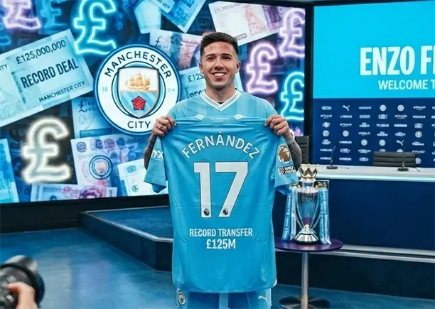 Ngoại hạng Anh: Arsenal bị Man City qua mặt