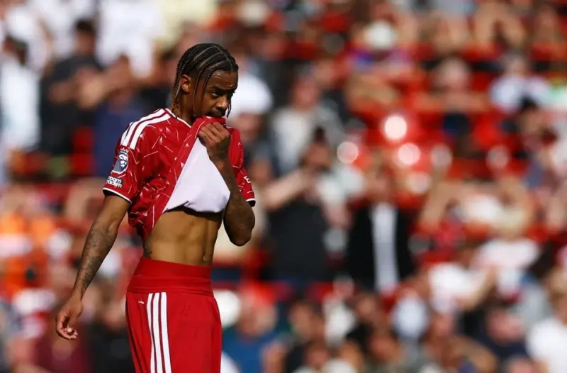 Liverpool gây thất vọng lớn