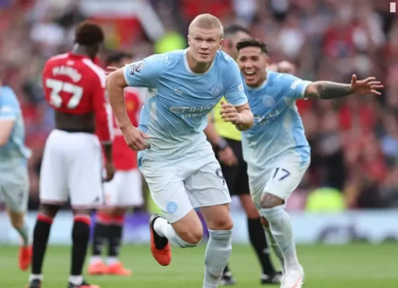 10 người Man City hạ đẹp MU ngay tại Old Trafford