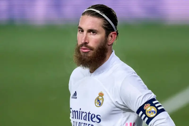 Aston Villa nhắm Sergio Ramos để tăng cường hàng thủ