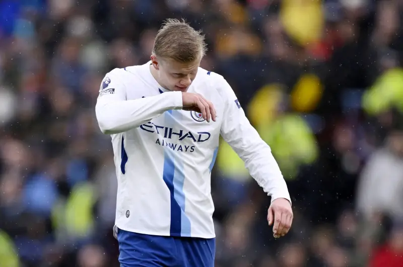 Man City thua trận đầu tiên tại Premier League 2026/27