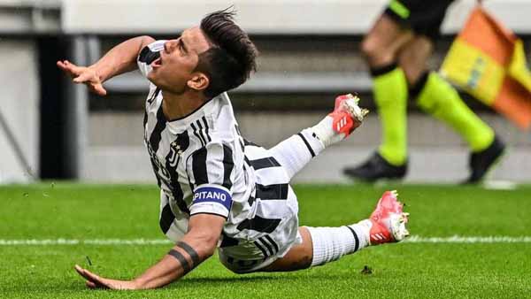 Juventus mất hai tiền đạo chủ lực trước đại chiến với Chelsea